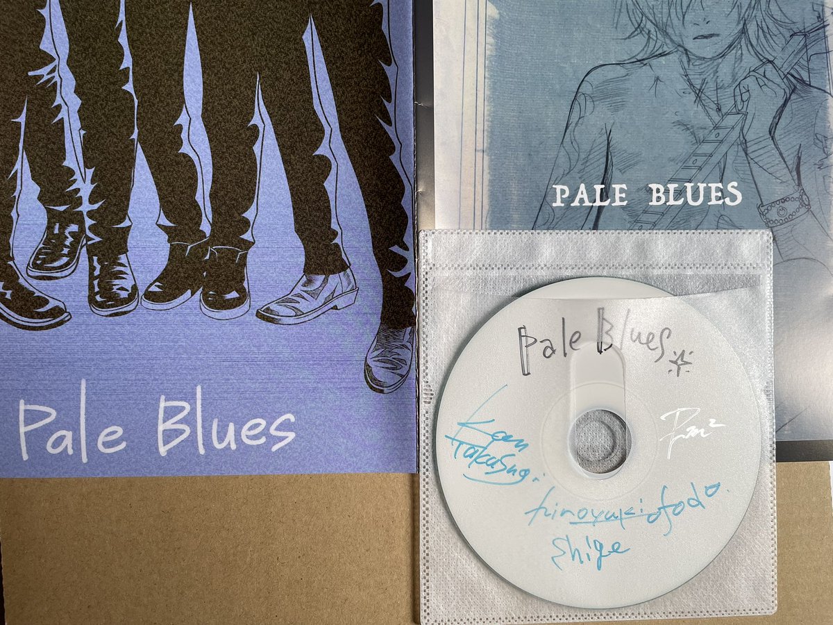 miima386's tweet photo. 本家キチレコ通販で購入したPALE BLUESのアルバムが届きました😊
全員のサイン入りでした🙌 https://t.co/vo1HjvirG6