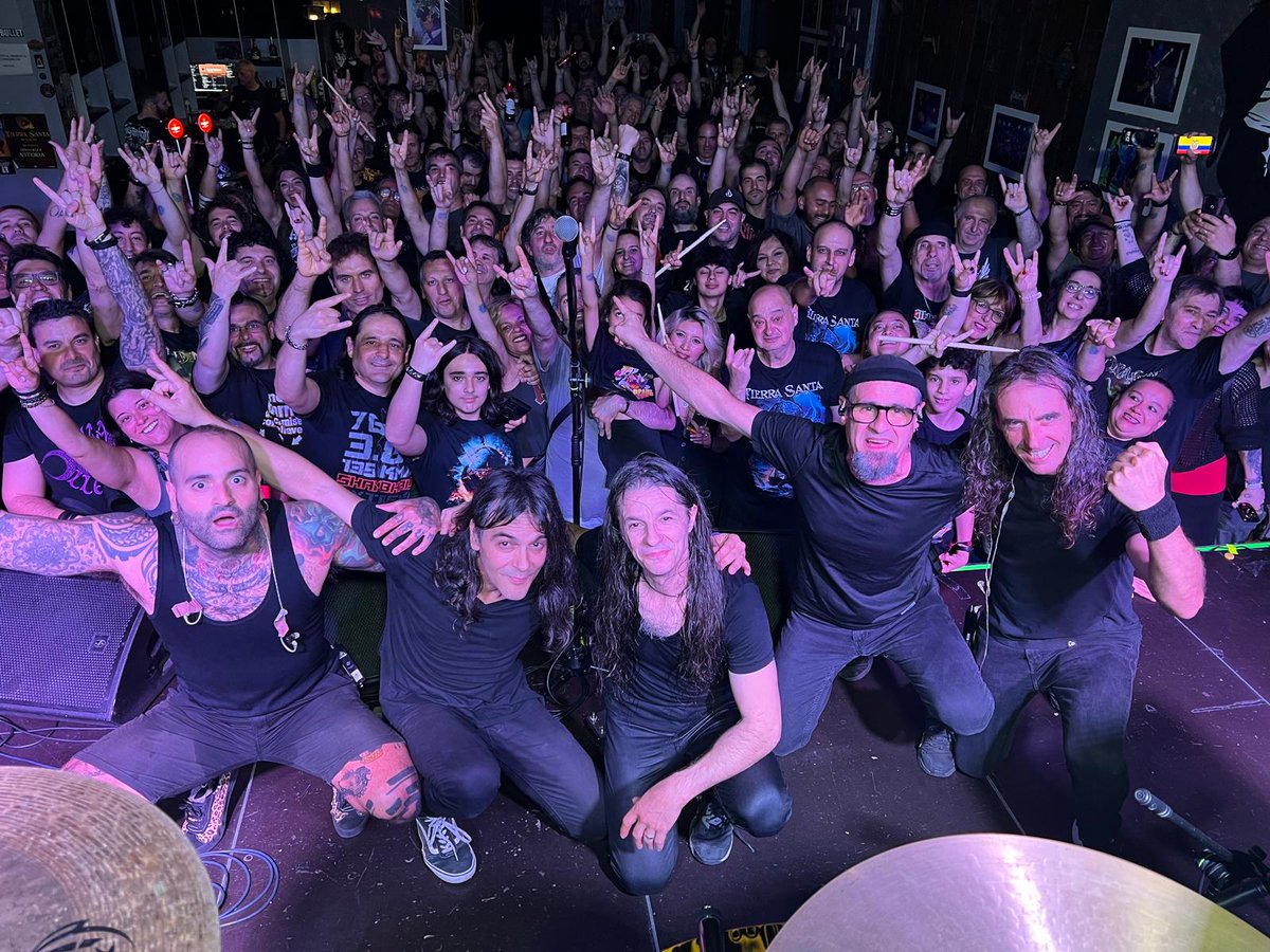 Tierra Santa (@tierrasantarock) on Twitter photo Muchas gracias Gasteiz por vuestro apoyo anoche en la Urban Rock, hasta la próxima #UnViajeEpicoTour <a href="/Maldito_Records/">Maldito Records</a> Muchas gracias Gasteiz por vuestro apoyo anoche en la Urban Rock, hasta la próxima #UnViajeEpicoTour <a href="/Maldito_Records/">Maldito Records</a>