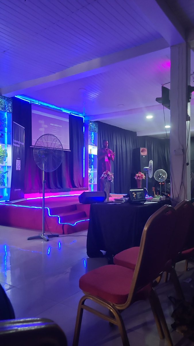 MubarakIpadeola's tweet photo. Live at @0xIntuition Exploring On-chain Reputation event happening in LAUTECH, Ogbomosho
#INTUITIONLAUTECH https://t.co/AhxwE7ykAV