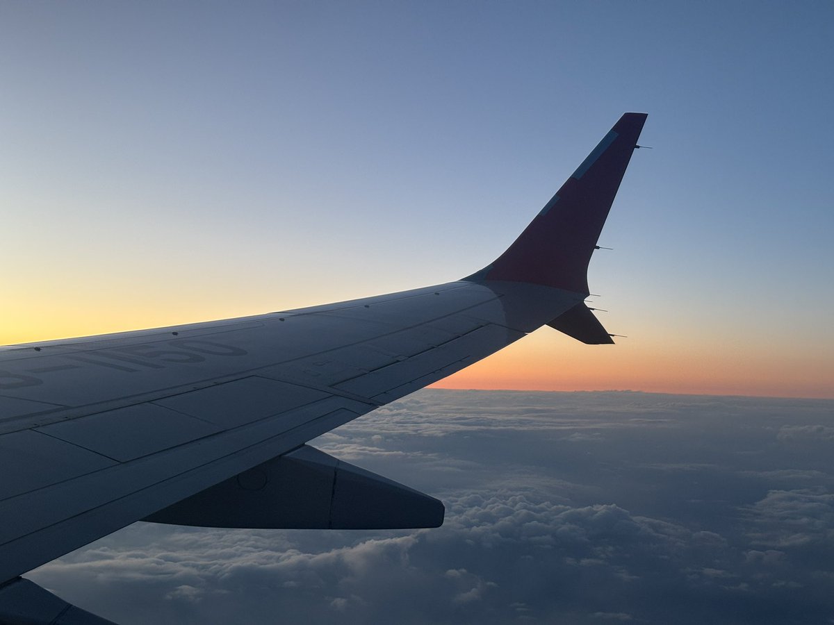 737_forever's tweet photo. 空から見る夕日は一番綺麗た
独爱翼外夕阳。
#空の旅 #空が好き https://t.co/vpvUytHY66