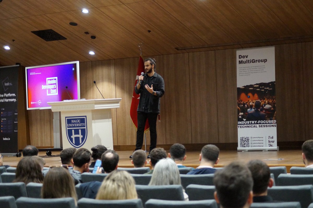 MultiGroup (@devmultigroup) on Twitter photo Etkinliğimiz <a href="/Aserkanalc/">Serkan Alc</a> ‘nin “Keynote” sunumuyla başladı ✨
#modeconf25 Etkinliğimiz <a href="/Aserkanalc/">Serkan Alc</a> ‘nin “Keynote” sunumuyla başladı ✨
#modeconf25
