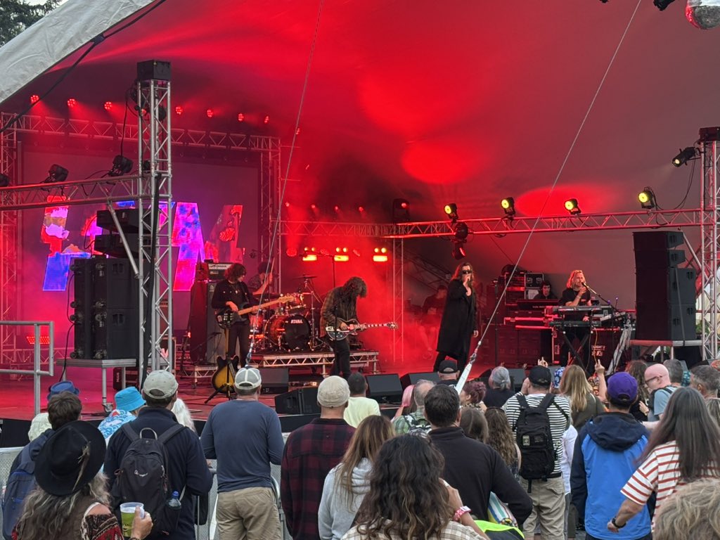 Cornwall Live (@cornwalllive) on Twitter photo What a fabulous start to the festival season <a href="/GreatEstateFest/">The Great Estate</a>. Watch out <a href="/Happy_Mondays/">Happy Mondays</a> - lovely headline set but those Holy Youth Movement gang are coming to get you. <a href="/HYMovement/">Holy Youth Movement</a> are future headliners. Mark my words. What a fabulous start to the festival season <a href="/GreatEstateFest/">The Great Estate</a>. Watch out <a href="/Happy_Mondays/">Happy Mondays</a> - lovely headline set but those Holy Youth Movement gang are coming to get you. <a href="/HYMovement/">Holy Youth Movement</a> are future headliners. Mark my words.
