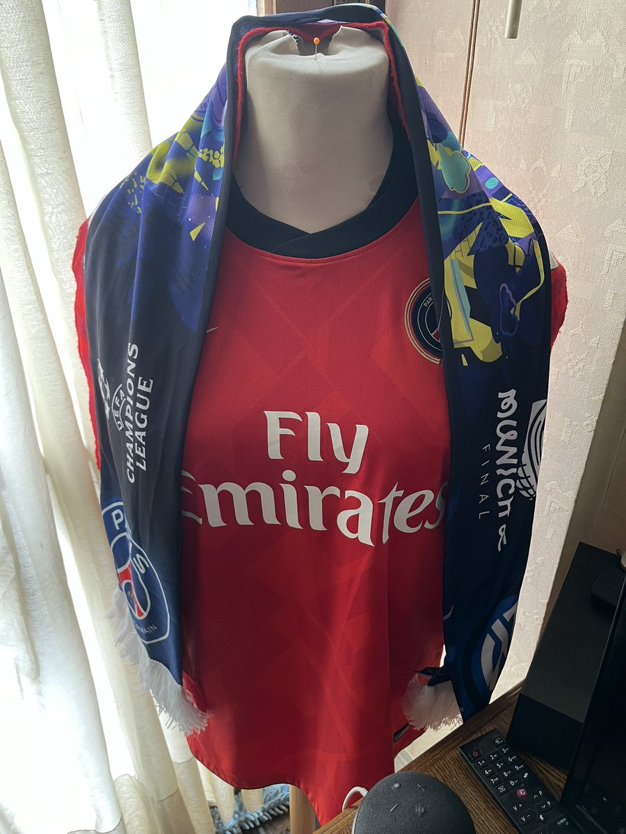 Paris est magique ❤️ #psg #ParisSaintGermain