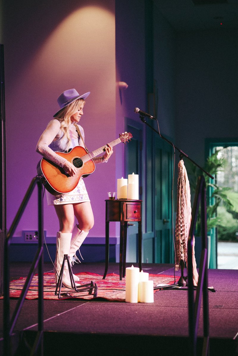 Morgan Myles (@morganmyleslive) on Twitter photo #Goodmorning!! Up early heading to NC for a fun show tonight in Winston-Salem! If you're in the area, come meet me at Coalpit Live at 7pm!! I'll be playing with my boys <a href="/ashesandarrows/">Ashes & Arrows</a> โจ #Goodmorning!! Up early heading to NC for a fun show tonight in Winston-Salem! If you're in the area, come meet me at Coalpit Live at 7pm!! I'll be playing with my boys <a href="/ashesandarrows/">Ashes & Arrows</a> โจ