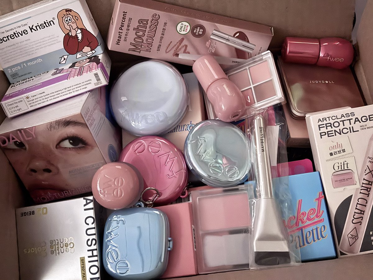 โละ คสอ สภาพดี
บางชิ้นไม่เคยใช้ ซื้อมาเก็บไว้อย่างเดียว  

❗️ส่งของวันจันทร์ที่ 2 มิ.ย. 68❗️ 

 รีทวิต ส่งฟรีไปรษณีย์  

สั่งซื้อได้ทาง dm   

#ส่งต่อ #ส่งต่อเครื่องสําอาง #ส่งต่อคสอ #ไว้ส่งต่อห้ามขายของโว้ยย #ไว้ส่งต่อห้ามขายของโว้ย #HowtoPerfect #คสอเกาหลี #คสอพร้อมส่ง