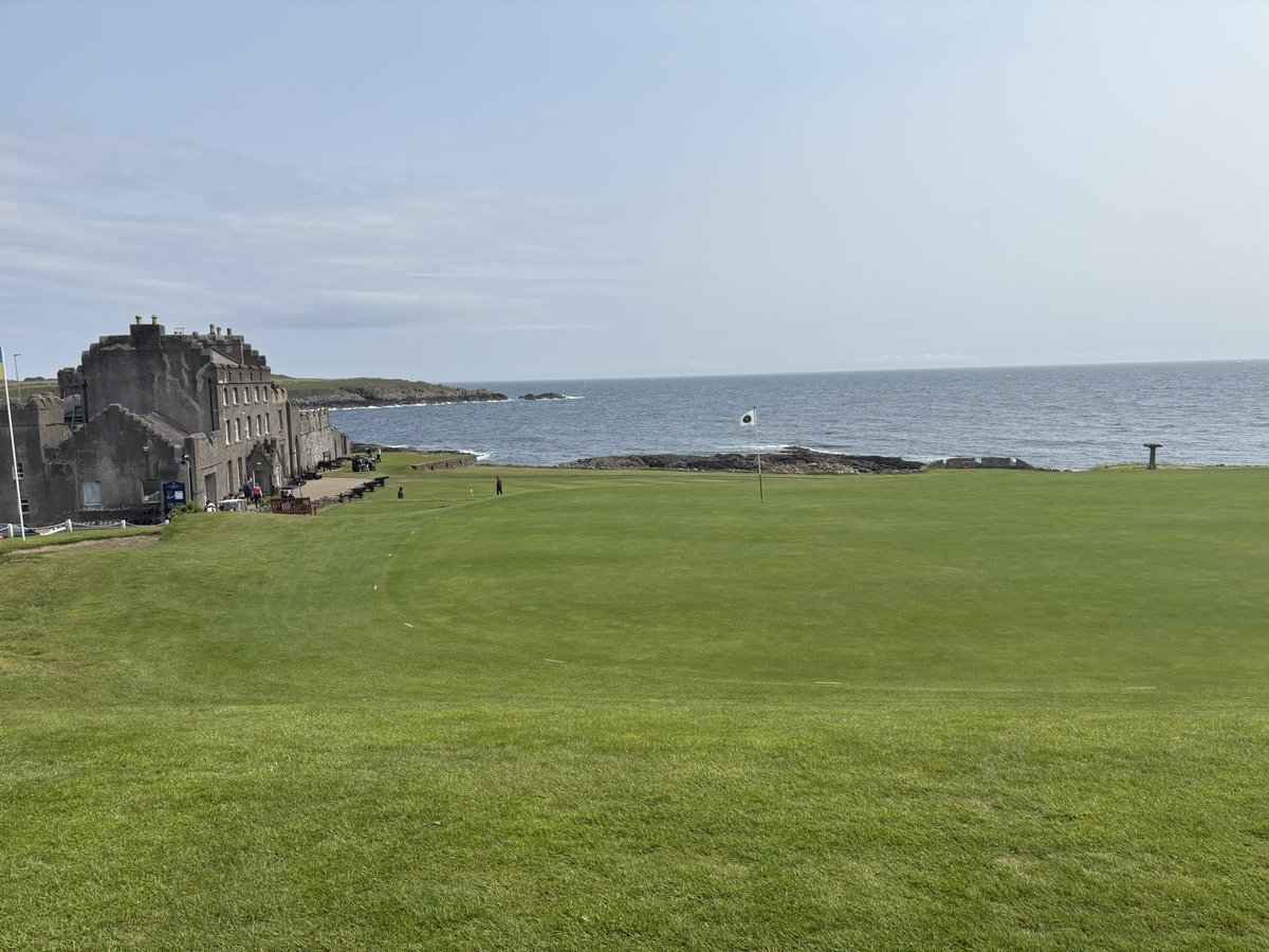 michaeldonnell5's tweet photo. @ArdglassGolf greens like billiard tables 👏 https://t.co/FqGRwz3ACT