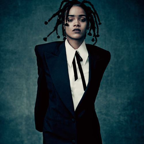 Sur votre radio CHIC RADIO HITS : Pon De Replay (2005) - RIHANNA labels4radios.eu #chicradiohits #top40 #hits