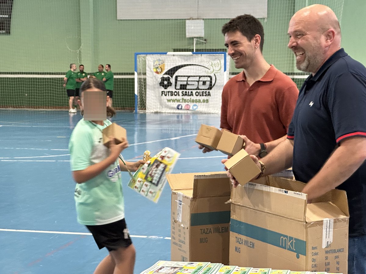 🔴 FESTA DE CLOENDA DEL FS OLESA

⚽️ Aquest matí, el club Futbol Sala Olesa ha tancat la temporada 2024-25 amb una gran festa on també s’ha presentat l’equipació oficial de la pròxima temporada.
#Olesa #futbolsala
👇