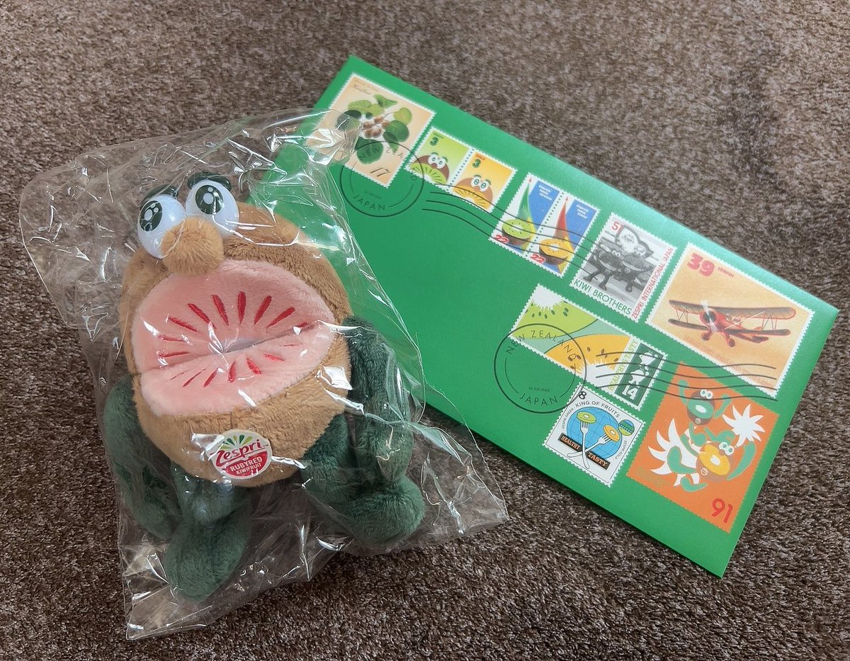 先日応募したゼスプリさんのレッドキウイちゃんのぬいぐるみ当選しました〜！！
めちゃくちゃ可愛い😭
ゼスプリさんありがとうございます！
大事にします〜！！🥝
 #レッドキウイチャレンジ