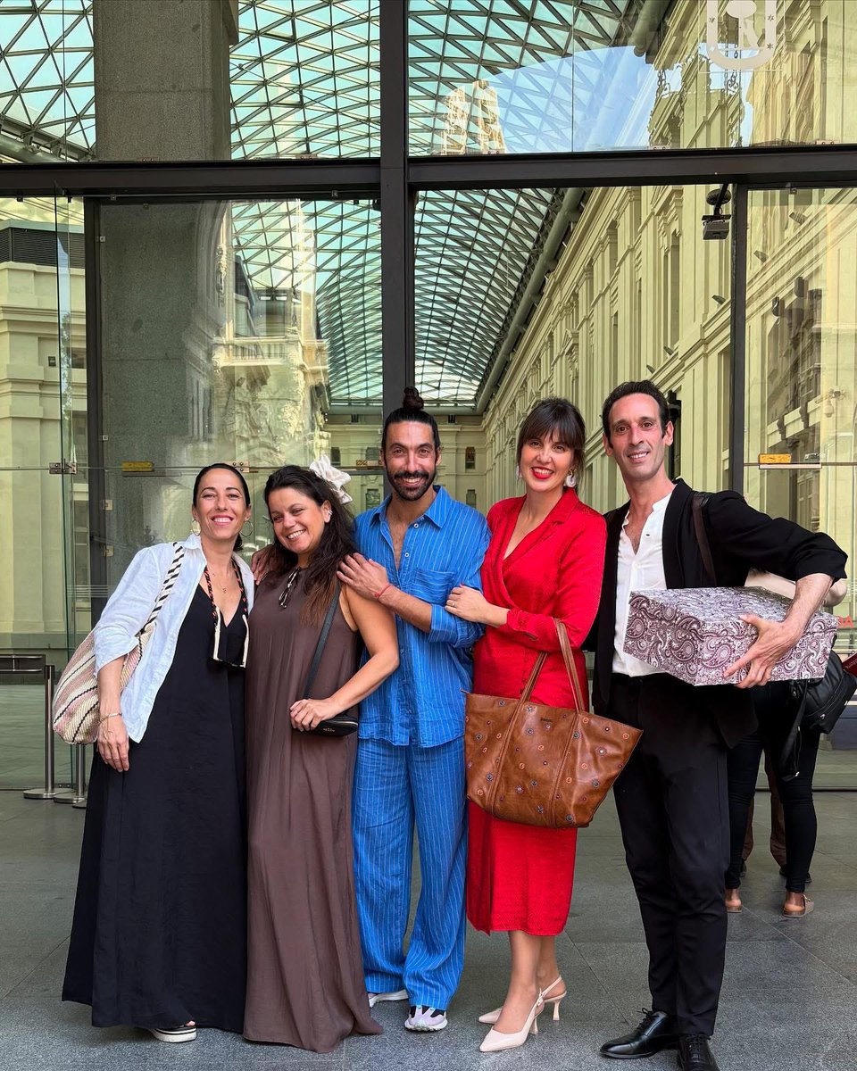 María Moreno (@maria_moreno_pe) on Twitter photo Qué día ➕bonito ayer en Madrid !!! 💕 <a href="/OlgaBaezaDanza/">Olga Baeza</a> <a href="/Eduardo13guerre/">Eduardo Guerrero Bailaor</a> #anamorales #rubenholmo
#congreso70años #elbaile Qué día ➕bonito ayer en Madrid !!! 💕 <a href="/OlgaBaezaDanza/">Olga Baeza</a> <a href="/Eduardo13guerre/">Eduardo Guerrero Bailaor</a> #anamorales #rubenholmo
#congreso70años #elbaile