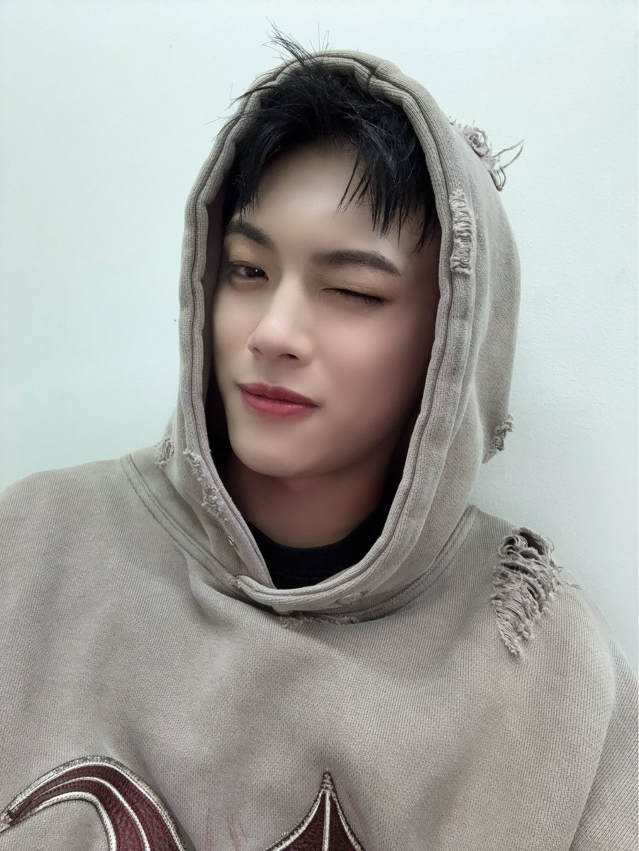 [#平本健]
今日楽天ブックス限定イベントありがと！
みんなと話せて楽しかったよー！

#DXTEEN #HIRAMOTOKEN