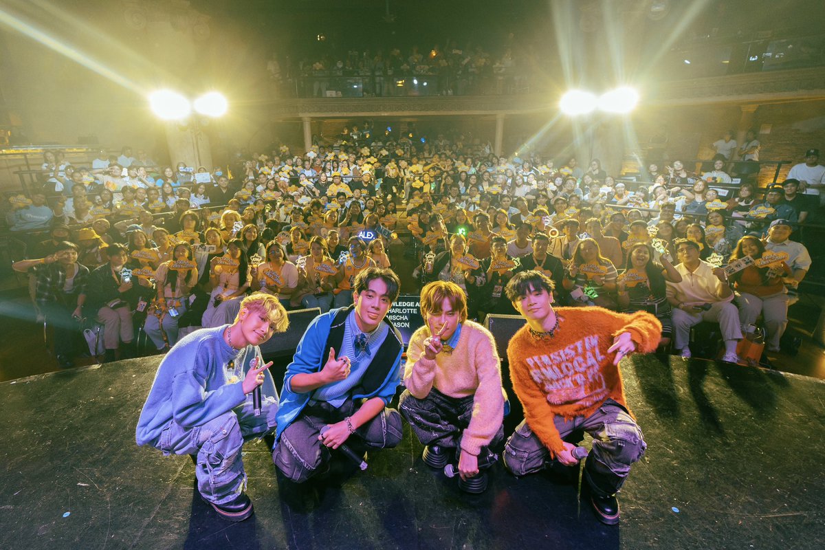 #AJAA Best Day Ever Fan Meet! ⭐️

Hanies! Here’s our group photo. We hope you enjoyed that day as much as we did. See you again soon! ❤️ we love you !!

#BestDayEverFanMeet #05302025
