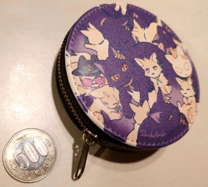 グッズも無事届いたから持ってくよ～小物入れまにあえば同じ絵柄のコースターを新刊ノベルティにするから、絵が欲しいだけの人はそっちがおすすめ。