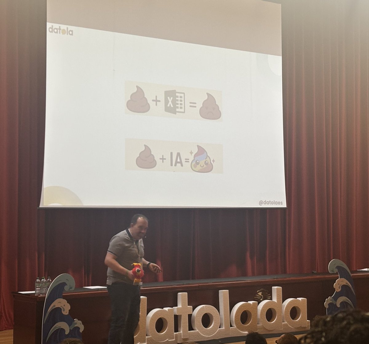 Hay imágenes que hablan por si solas, se puede decir más alto, pero no más claro.
Roberto Gonzalez nos enseña que pasa si tienes “datos de calidad cuestionable”   #datolada