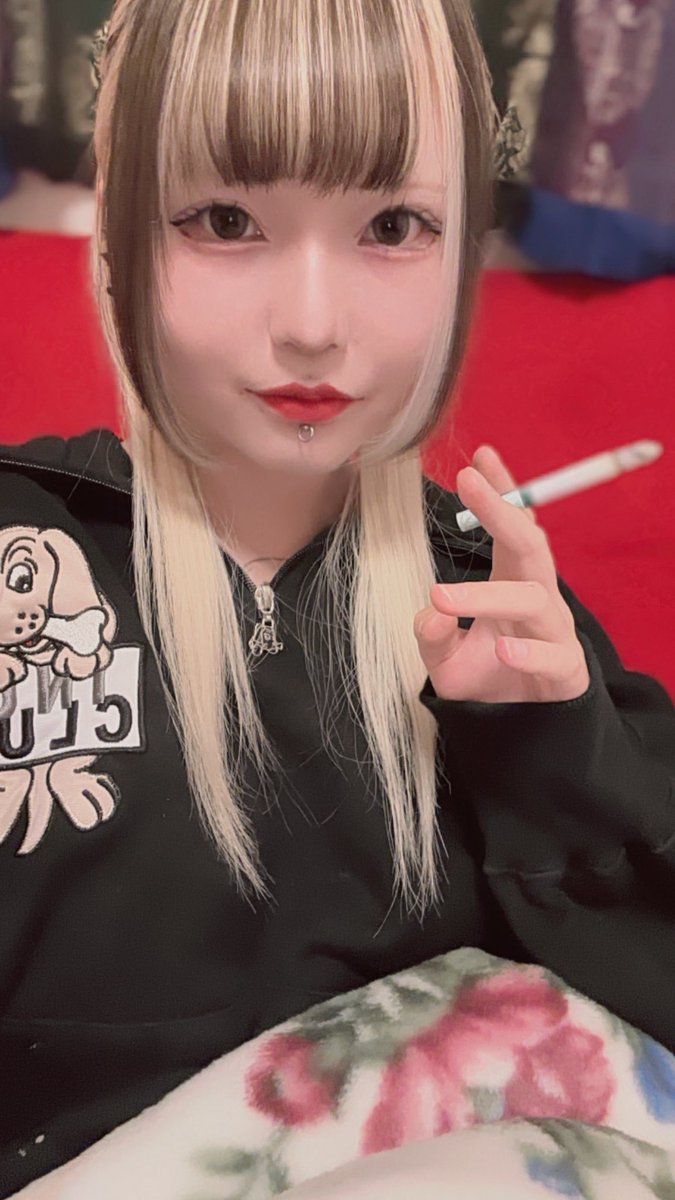 珍しくハーフアップ