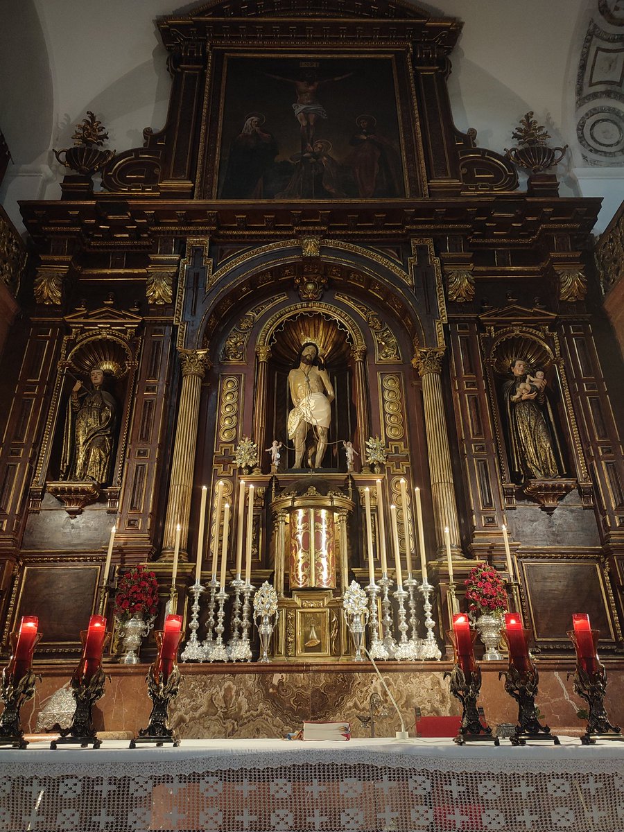 Es 31 de mayo en Málaga.

Recordamos a nuestro patrón, el santo Cristo de la Salud.
#CofradiasMLG
