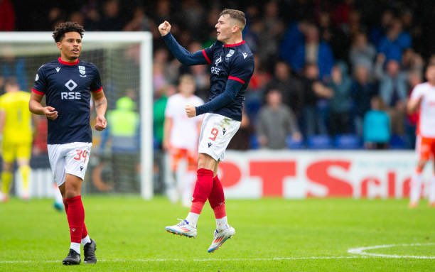 Football with no limits tweet media