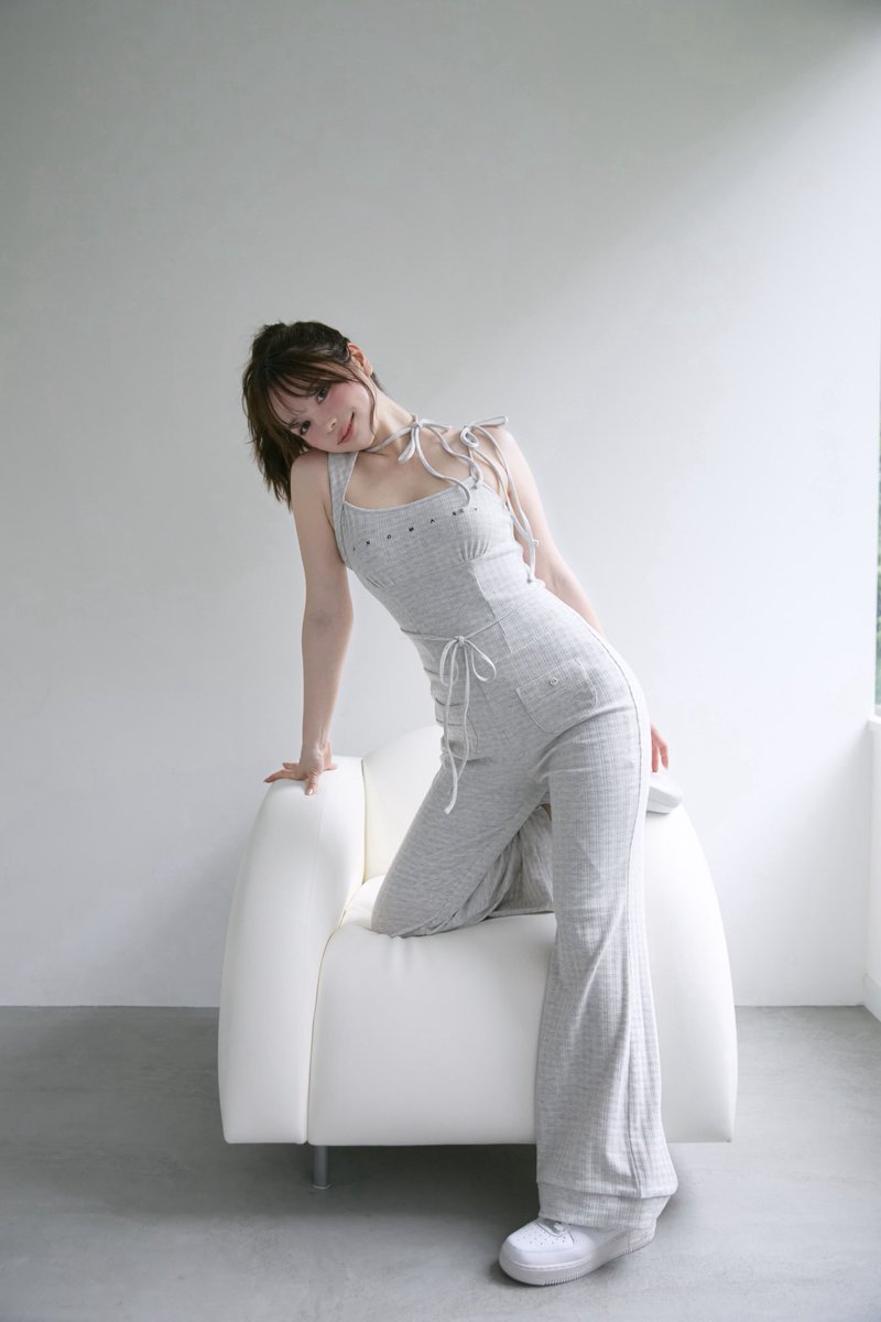 Ruru all in one andmary Black