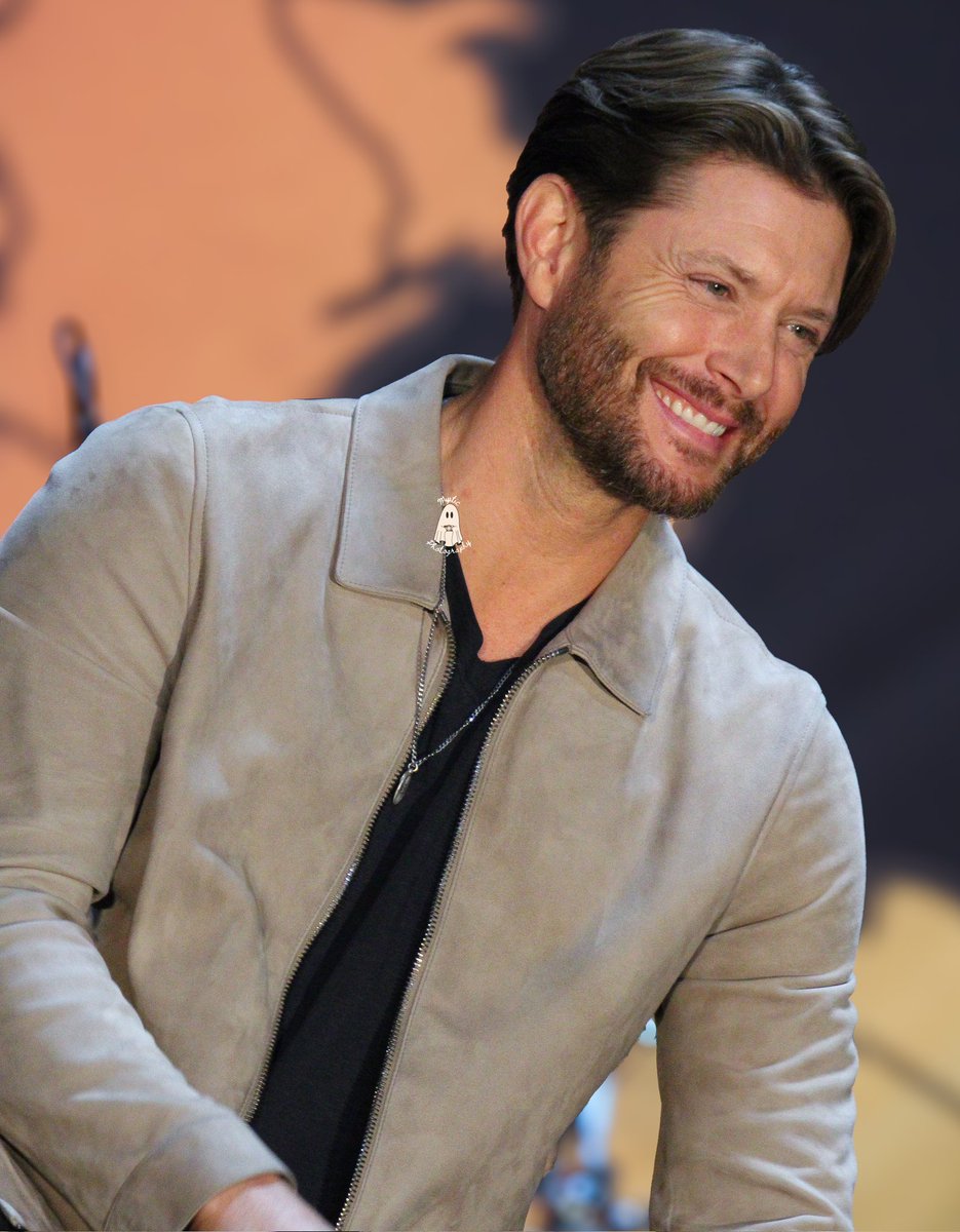__mysticphotos's tweet image. I am loving all this new content of #JensenAckles. Keep it coming please! 💚

#spnnj #njcon #acklesnation #SPNFamily
