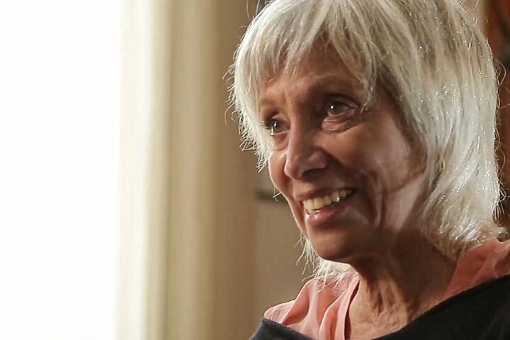 mujeres_jungla's tweet image. Hoy en Mujeres en la Jungla, nos visitan Liliana Mazure, cineasta, y Jesica Pullo, diseñadora de indumentaria  📻@Perfil1190 @lilianamazure @