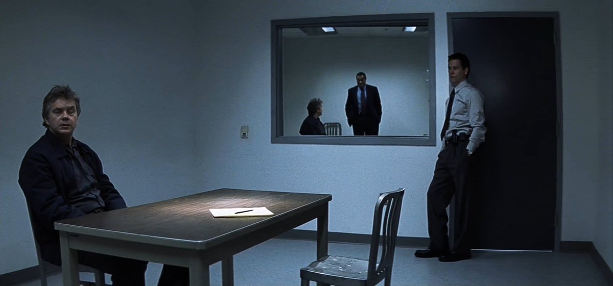 Clint Eastwood, 95 aujourd’hui, et toujours en activité.

Carrière impressionnante.
Si je ne devais retenir que 4 films réalisés par Clint Eastwood, ce serait ceux-là :

Un Monde parfait (1993)
Sur la route de Madison (1995)
Impitoyable (1992)
Mystic River (2003)