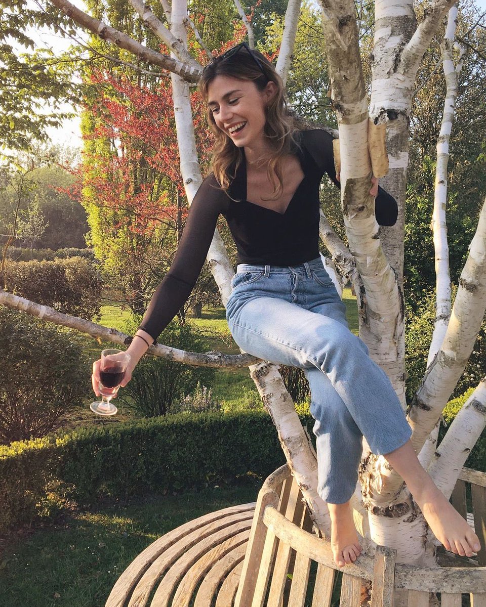 パリジェンヌのデニムは、なぜ素敵？ デニムの選び方＆コーデの極意をヒアリング
bit.ly/3Fjwp2q