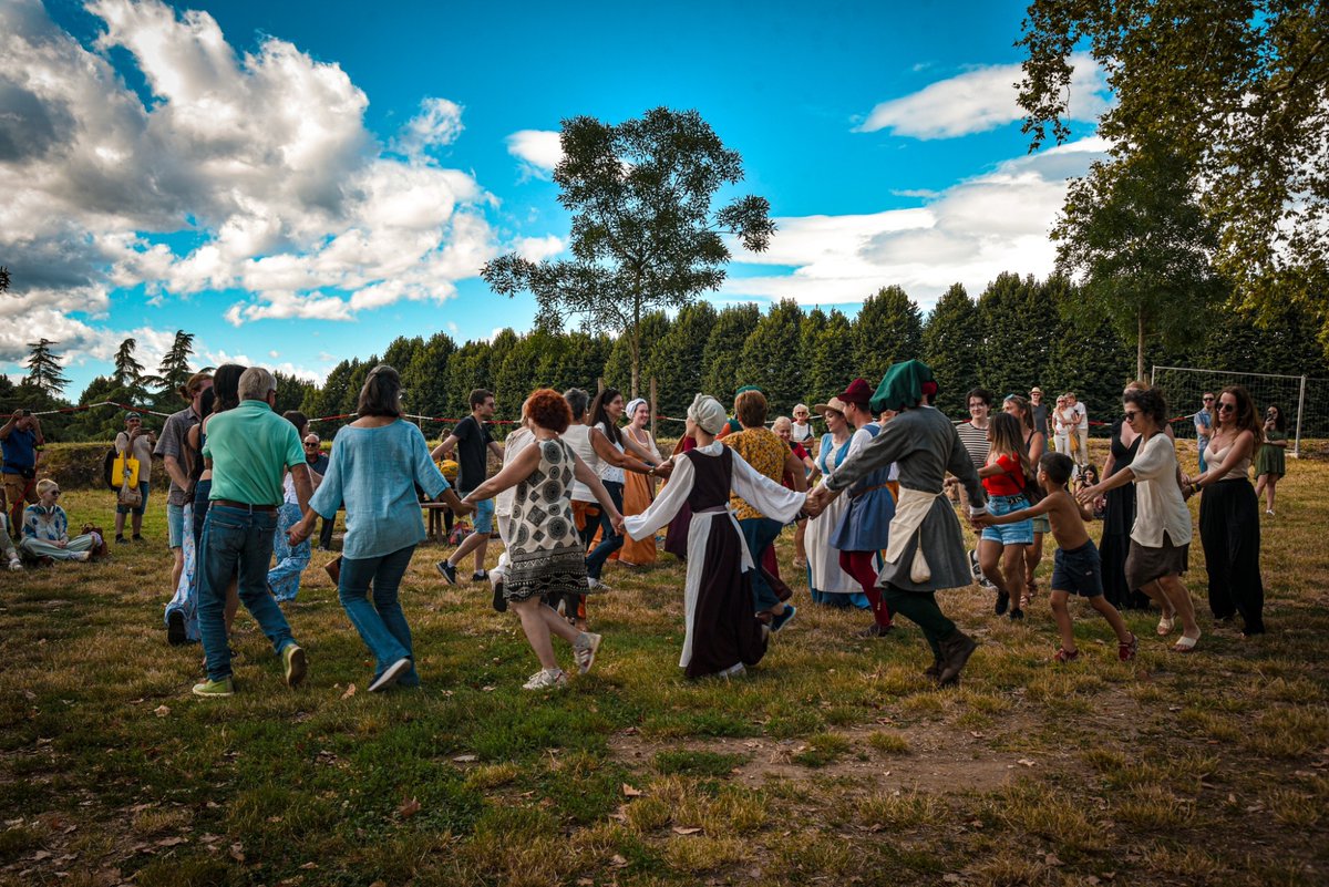 Sabato 21 e domenica 22 giugno ritorna il #Lucca Historiae Fest. Un incredibile viaggio nel tempo alla scoperta di 2000 anni di storia attraverso un suggestivo percorso sulle mura monumentali della città: bit.ly/LuccaHistoriae…

#LuccaHistoriaeFest #Festival #Folklore