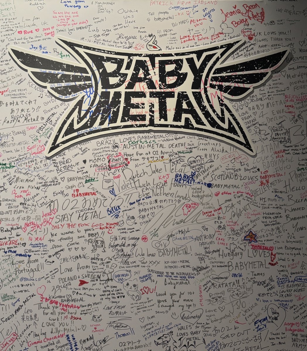BABYMETAL_JAPAN's tweet image. Thank you for coming to our first-ever pop-up as well!
Don’t miss it — the pop-up runs until 8 PM today!
#BABYMETAL #O2Arena