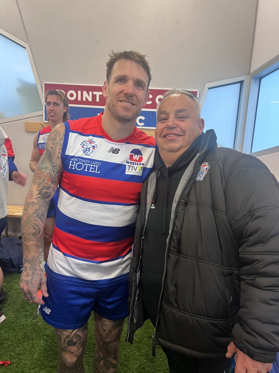 Armeri23's tweet photo. Thanks for today @swandane go dogs https://t.co/JflKcxAlHD