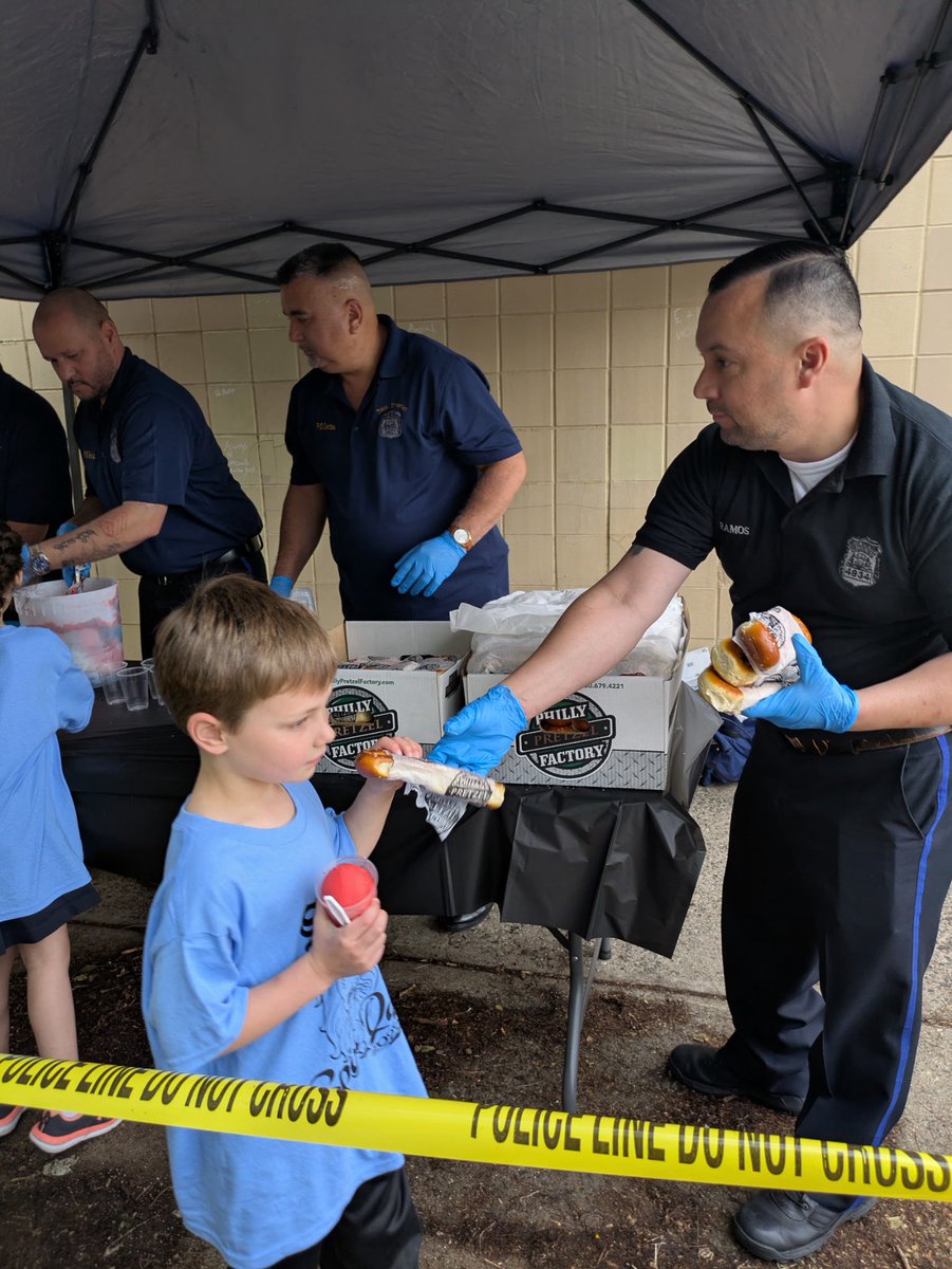 PPD26Dist's tweet image. It was a pleasure to serve and enjoy some time with the students of St. Laurentius School during their Spirit Day.