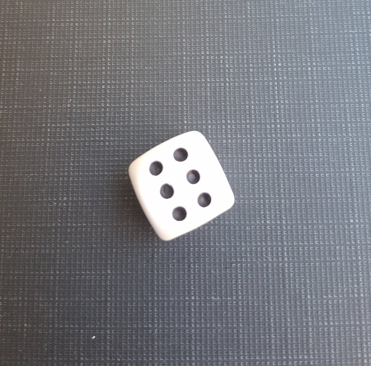 VI- zar sesi yerine kullanılabilecek alternatif ses efektleri düşününüz