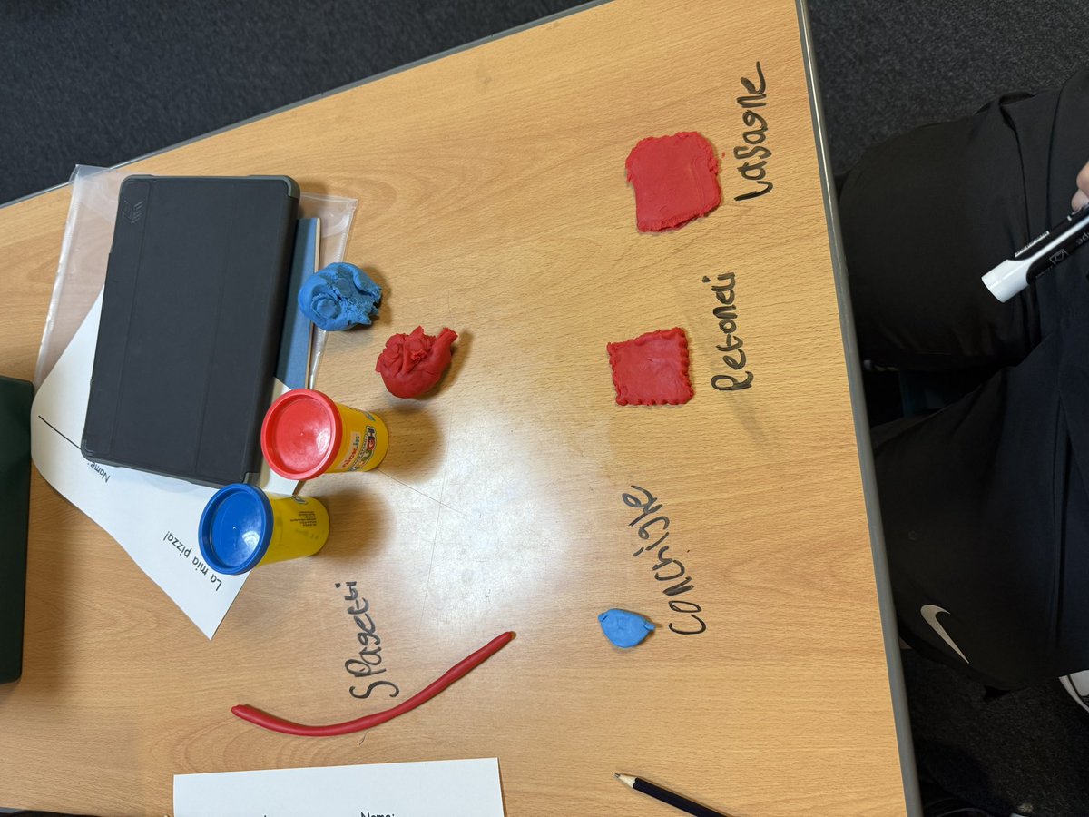 Firrhill HS Modern Languages (@firrhill_ml) on Twitter photo S3 LFLW Italian were learning about all the different pasta shapes. They even got a chance to make some using play-doh and find out their names in Italian 🇮🇹 🍝 (thank you to <a href="/MissIrwin_ML/">MissIrwin_ML 🇨🇵🇪🇸🇮🇹</a> for the inspo!) S3 LFLW Italian were learning about all the different pasta shapes. They even got a chance to make some using play-doh and find out their names in Italian 🇮🇹 🍝 (thank you to <a href="/MissIrwin_ML/">MissIrwin_ML 🇨🇵🇪🇸🇮🇹</a> for the inspo!)