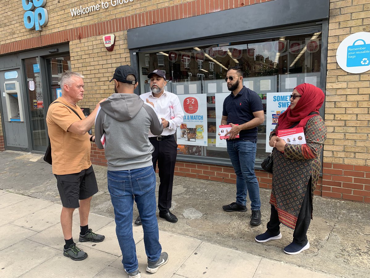 Cllr. Sirajul Islam (@cllrsirajislam) on Twitter photo Warm day with warm reception from residents on #labourdoorstep today in <a href="/THLP_BG/">Bethnal Green East Ward Labour</a> Residents raised issues of housing repairs, overcrowding & traffic congestions. My thanks to <a href="/TH_Labour/">Tower Hamlets Labour Group</a> team for joining us today. Warm day with warm reception from residents on #labourdoorstep today in <a href="/THLP_BG/">Bethnal Green East Ward Labour</a> Residents raised issues of housing repairs, overcrowding & traffic congestions. My thanks to <a href="/TH_Labour/">Tower Hamlets Labour Group</a> team for joining us today.