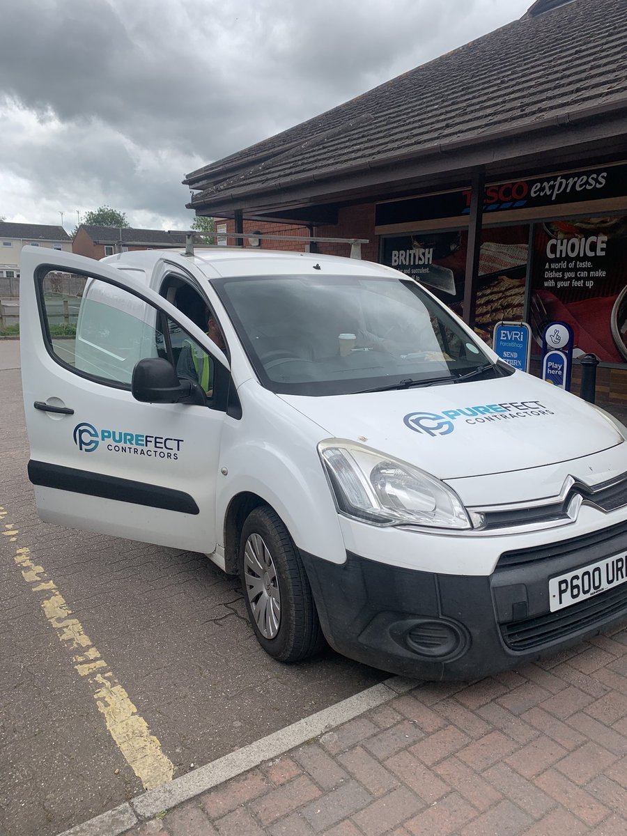 Pointed out to this chap that his blue badge wasn’t on display.🧐

He didn’t give a sh1t that he was parked in a disabled bay when he shouldn’t be.

I see <a href="/CarlyPressLtd/">Carly Press</a> and <a href="/HarrisonFS/">HarrisonFS</a> mentioned on his FB profile. 

Don’t think I’d be associating with him if that’s his attitude.