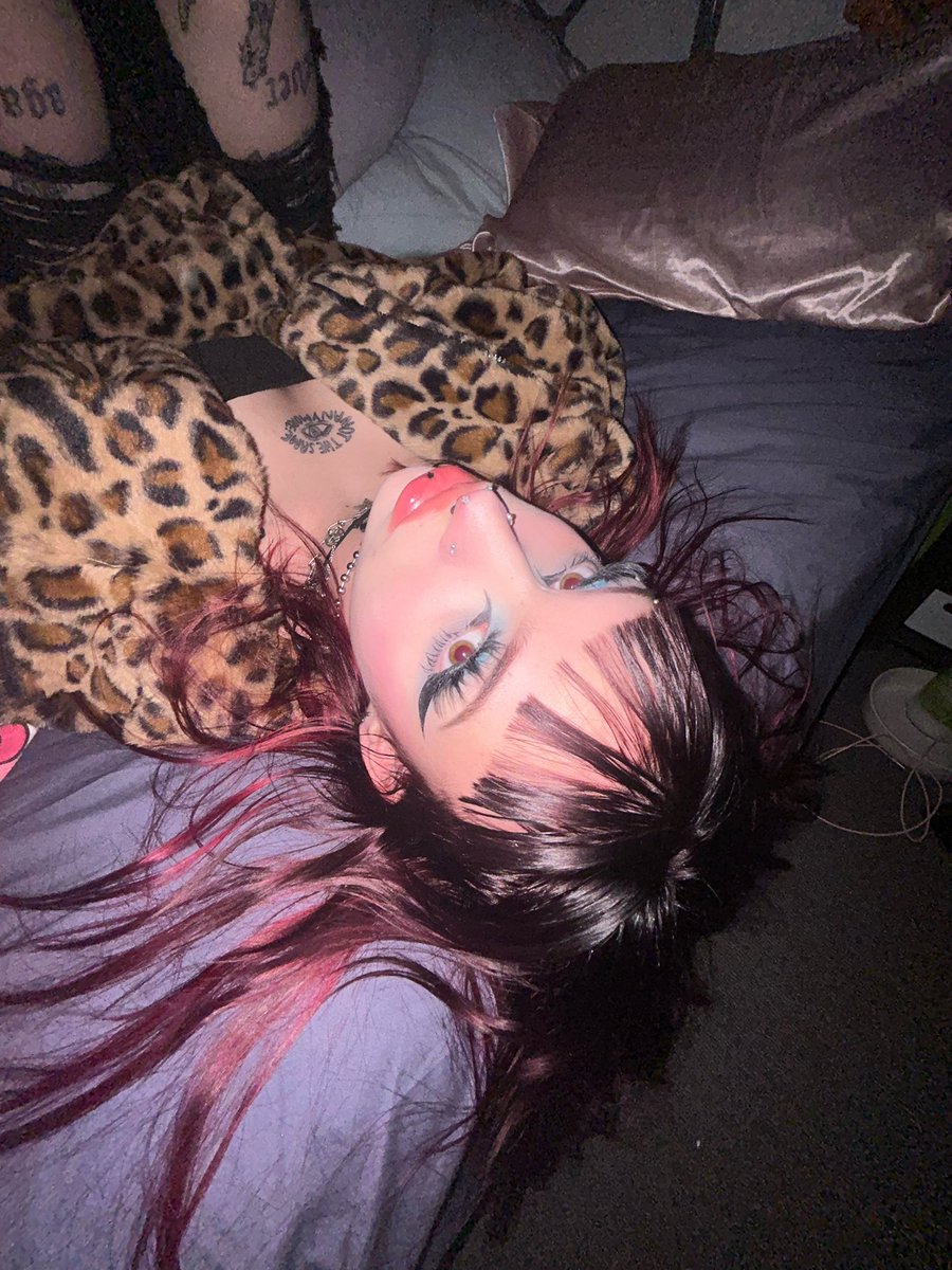 swagarchived's tweet photo. getting prettier like everyday https://t.co/cnK2CViakF