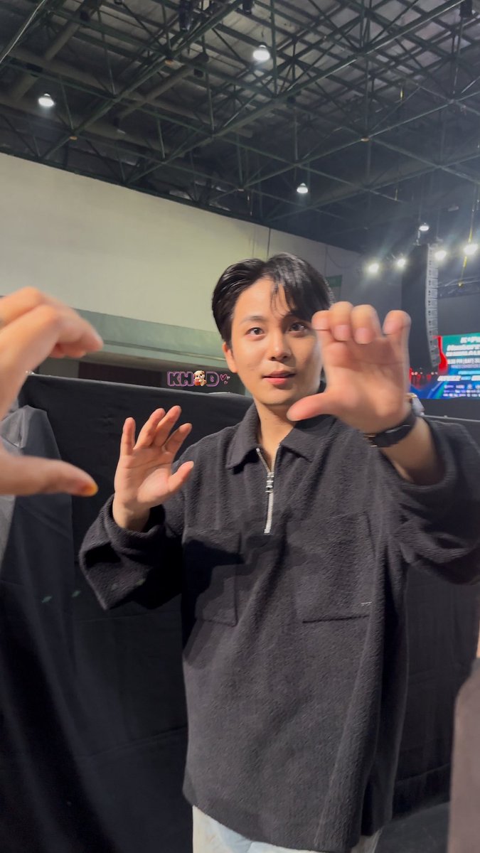 terpalingkun's tweet photo. i can actually die peacefully right now

#KPOPMASTERZinKL #ATEEZinKL https://t.co/IMybeY05V9