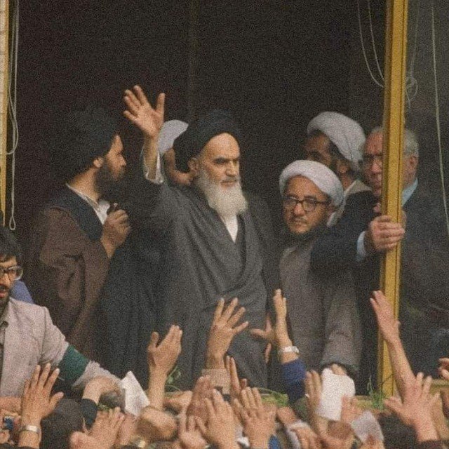 raha_ion's tweet photo. خط امام، همان خط اسلام ناب است.

#اندیشه_خمینی
#امام_امید
#عبد_صالح https://t.co/ztSKIrZgK4