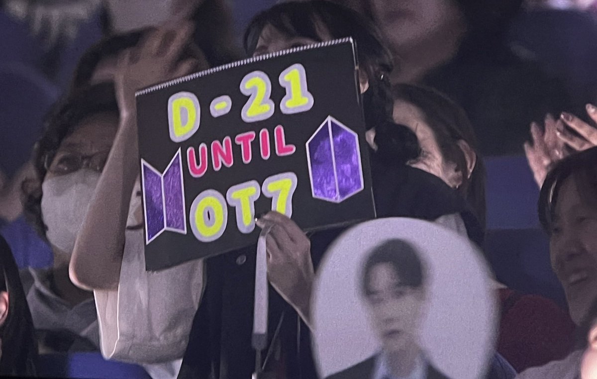 D-21 UNTIL OT7 🥹💜

 #HOPE_ON_THE_STAGE_TOUR_JAPAN