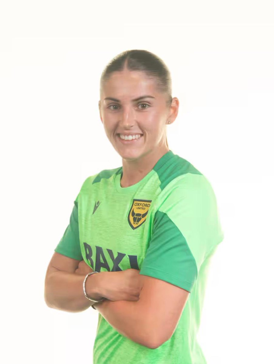 OfficialOUWFC's tweet photo. A special thank you to Paris Sercombe who has been part of the Oxford United family for over a decade.

We are incredibly grateful for everything she has given to Oxford United Women over the years and wish her all the very best for what comes next.

Thank you, Paris 💛💙 https://t.co/DC1Dehsg3I