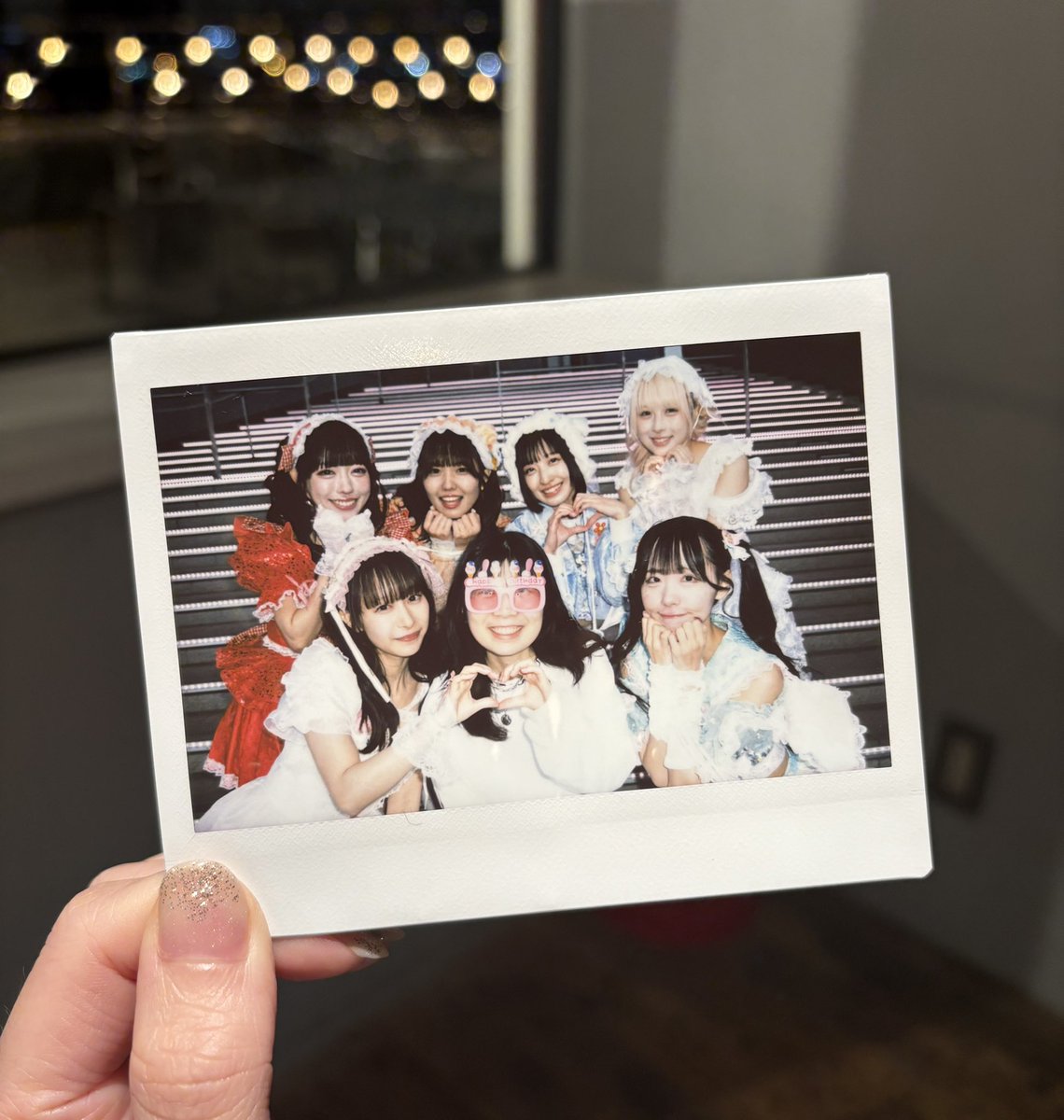 生誕衣装ありがとうございます‼️ついでにわたしも歳をとったぞ〜〜当日に優雨ナコとクマリみんなに祝ってもらえるのこれ以上なくハッピ〜〜〜〜〜〜🎶😄