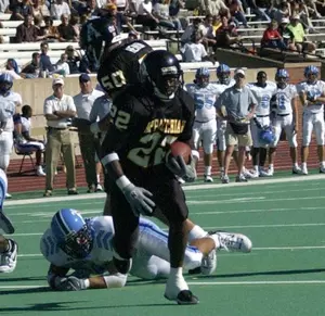 House United Sports (@houseunited2) on Twitter photo ##AppState Football Countdown '25
Only 90 Days remain
Our kinda Fowlkes...
There have been a lot of great WR's in the past 20 years, but few are able to match the greatness of DaVon Fowlkes. <a href="/dlfowlkes22/">Davon Fowlkes</a> still leads or is in the top 6 of all major receiving categories.
1 - ##AppState Football Countdown '25
Only 90 Days remain
Our kinda Fowlkes...
There have been a lot of great WR's in the past 20 years, but few are able to match the greatness of DaVon Fowlkes. <a href="/dlfowlkes22/">Davon Fowlkes</a> still leads or is in the top 6 of all major receiving categories.
1 -