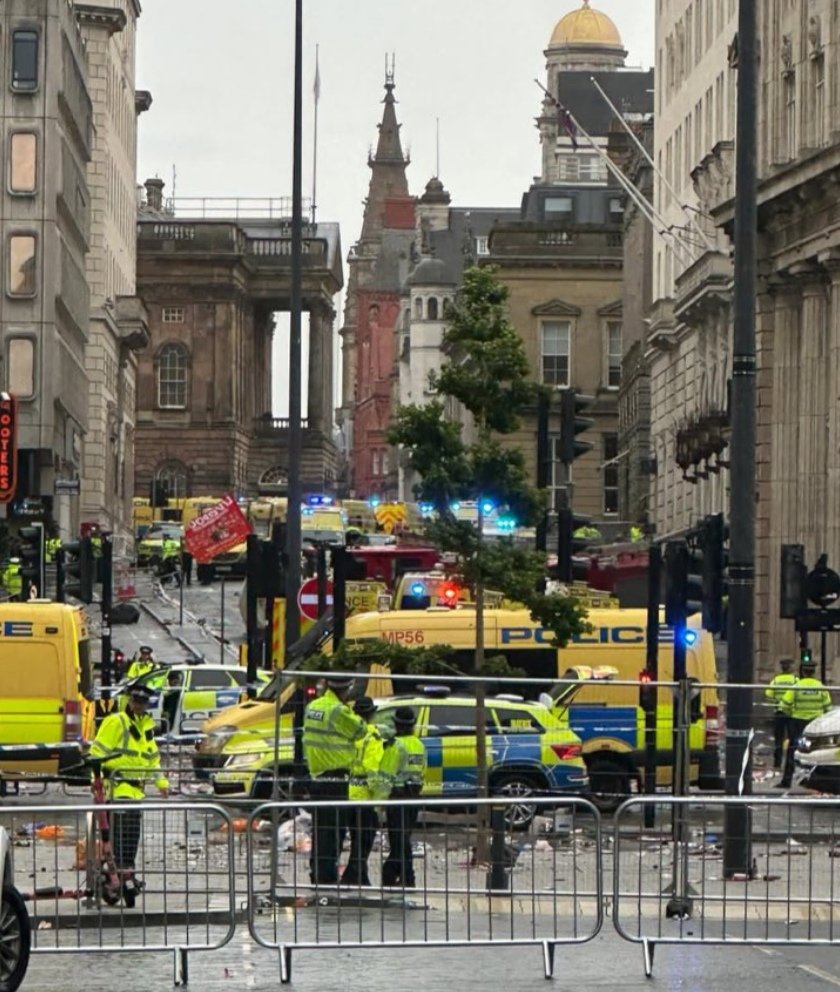 BluesmanMikeF's tweet photo. Statement for #MerseyHour 31/5/25
Written piece called 'My Front Door' about/questioning madness of #LiverpoolParade incident Monday. Specifically  how close to home it was (100 yards from our @Play2AllUK base. 
Writing's how I deal with things but won't share for now.✌️❤️ to all https://t.co/Hl3KgeEmoQ