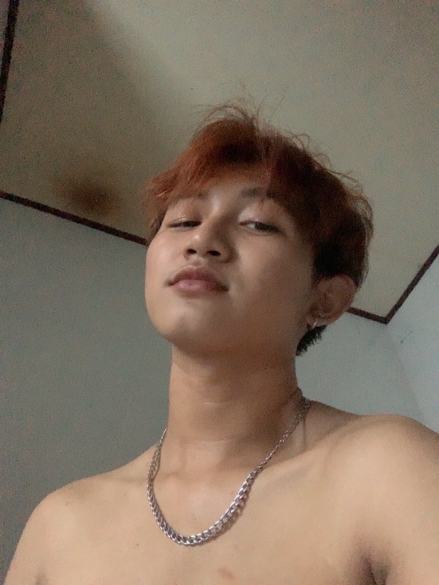 lawar_peek tweet media