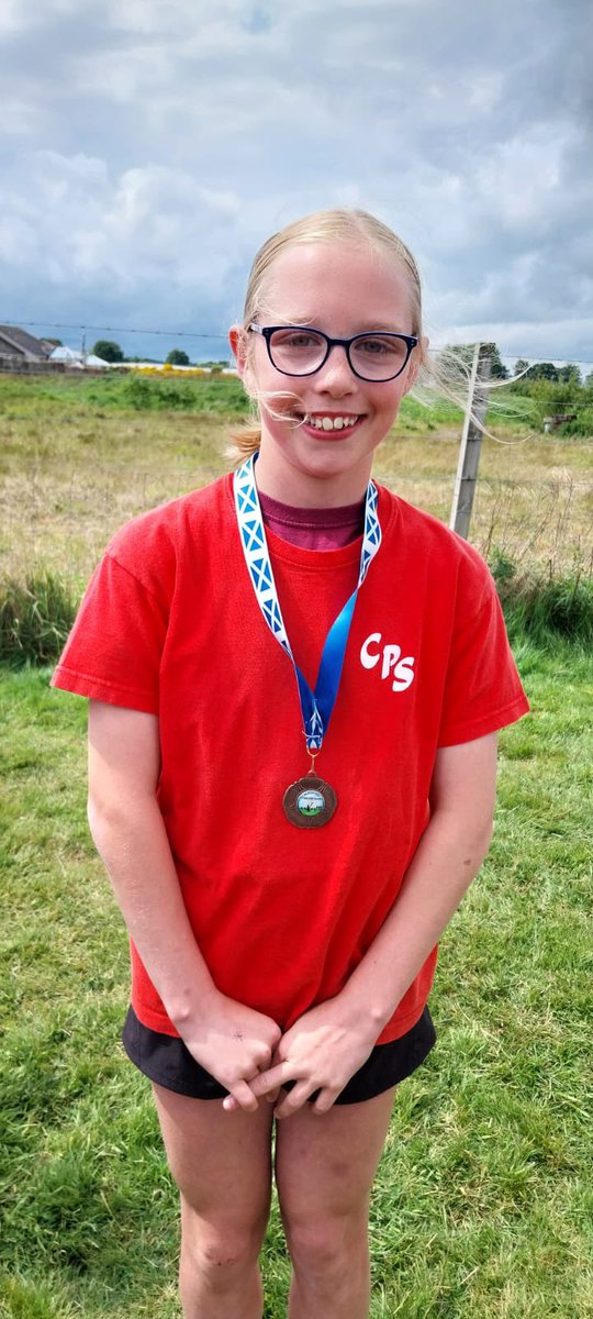 Well done to our pupils at the Blackford Highland Games today. 1st P4/5 100m, 4th P6/7 100m, 2nd P6/7 100m, P4/5 Relay 2nd on a photo finish and P6/7 relay 1st. Fab event and all ran amazingly.