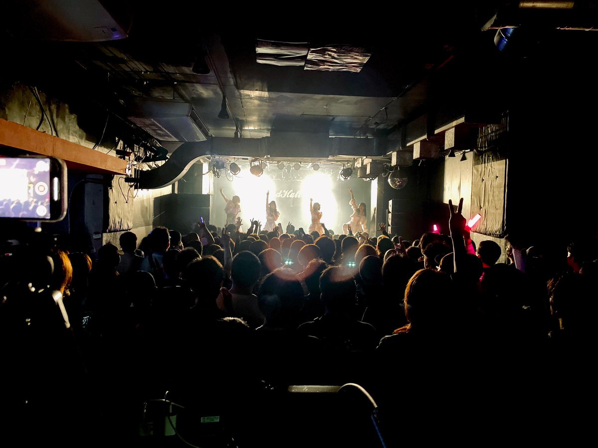 mist fes、1日目お越しくださった方ありがとうございました！明日も楽しみましょうねーーーゆあちゃん2ステージがんばれがんばれがんばれ