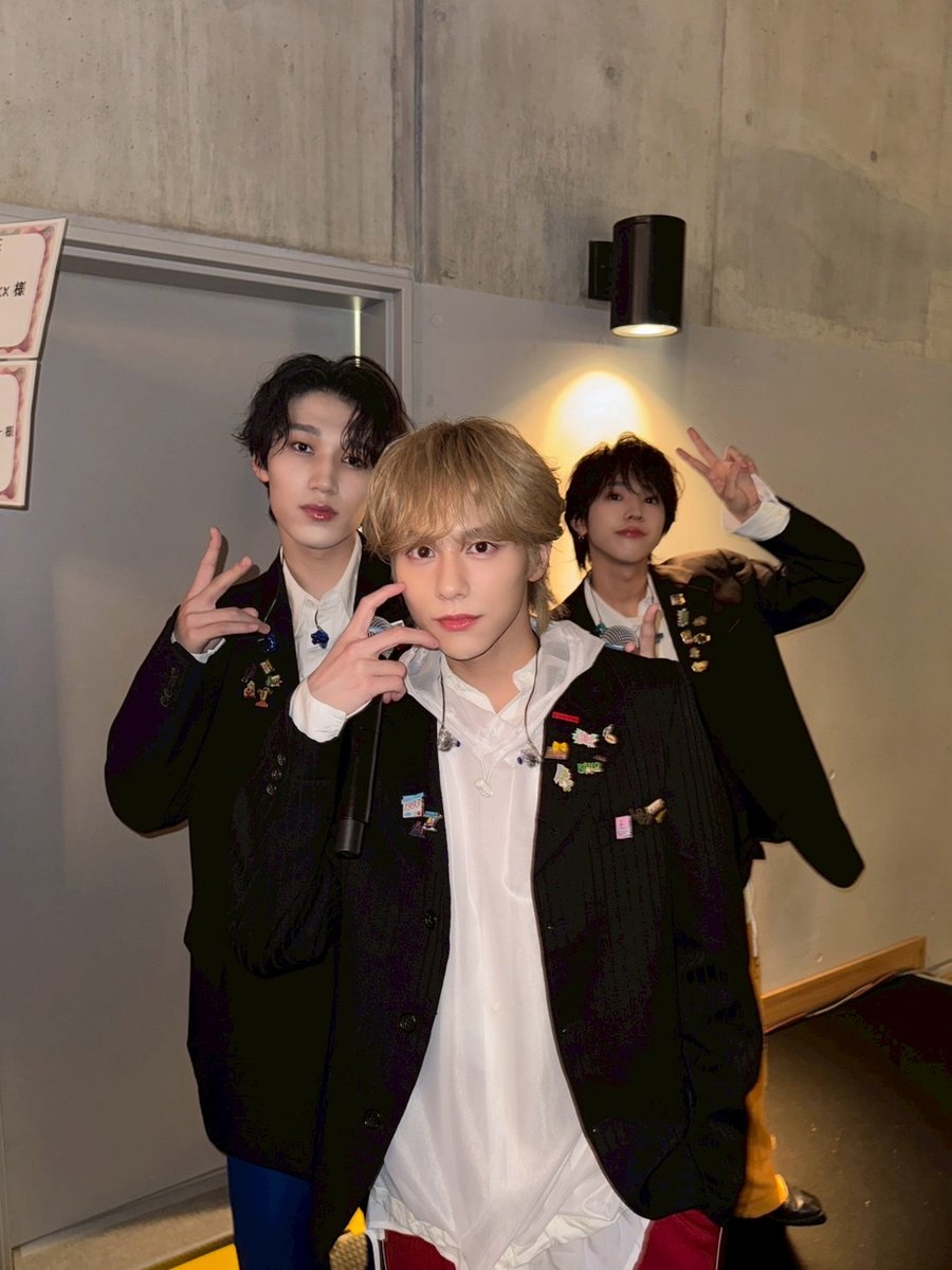 wildblue_ykme's tweet image. [NAOYA]

TGCteen一関ありがとうございました🤍👶🏻
ケータリングのお肉が美味しすぎたなぁ…

@TGC_teen #TGCteen一関 
#TGC #TGC20th #WILDBLUE
#鈴川直弥 #NAOYA
#山下幸輝 #COKI
#池田優斗 #YUTO
