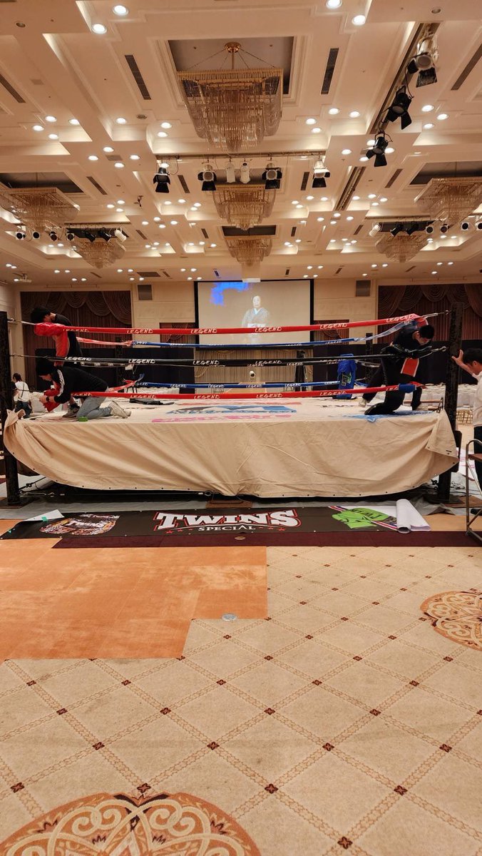 legend_japan's tweet photo. 皆さんこんばんは^_^明日に迫った
2025.6.1 Road to Legend.4 in Sapporo
シャトレーゼガトーキングダム札幌開催
本日、無事計量が行われました。会場の準備も着々と進み、明日はキックボクサーとして、また真摯なる格闘技選手として実直に戦いのリングへ上がって欲しいと思います💪💪💪
会場設営、他、準備に奔走していただきました関係者並びにスタッフの方々お疲れ様です。
明日1日、宜しくお願いします🙇

➡️明日、大会の模様は、YouTubeにて全���合Live配信致しますのでチャンネル登録宜しくお願いします🙇
⬇️⬇️⬇️
https://t.co/juoMxnaf1F

#legendjapanofficial 
#kickboxing
#muaythai