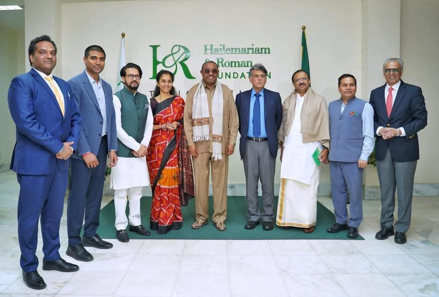 ddnewsagartala's tweet image. #AllpartyDelegations ইথিওপিয়া সফরে সন্ত্রাসবাদের বিরুদ্ধে #ZeroTolerance 'শূন্য সহনশীলতা নীতি' পুনরায় জোর দিয়ে জানাল ভারত।সাংসদ সুপ্রিয়া সুলের নেতৃত্বে দলটি আজ ইথিওপিয়ার প্রাক্তন প্রধানমন্ত্রী হাইলে মারিয়াম ডেসালেনের সঙ্গে বৈঠককরে #NewNormal #OperationSindoor
@DDNewslive