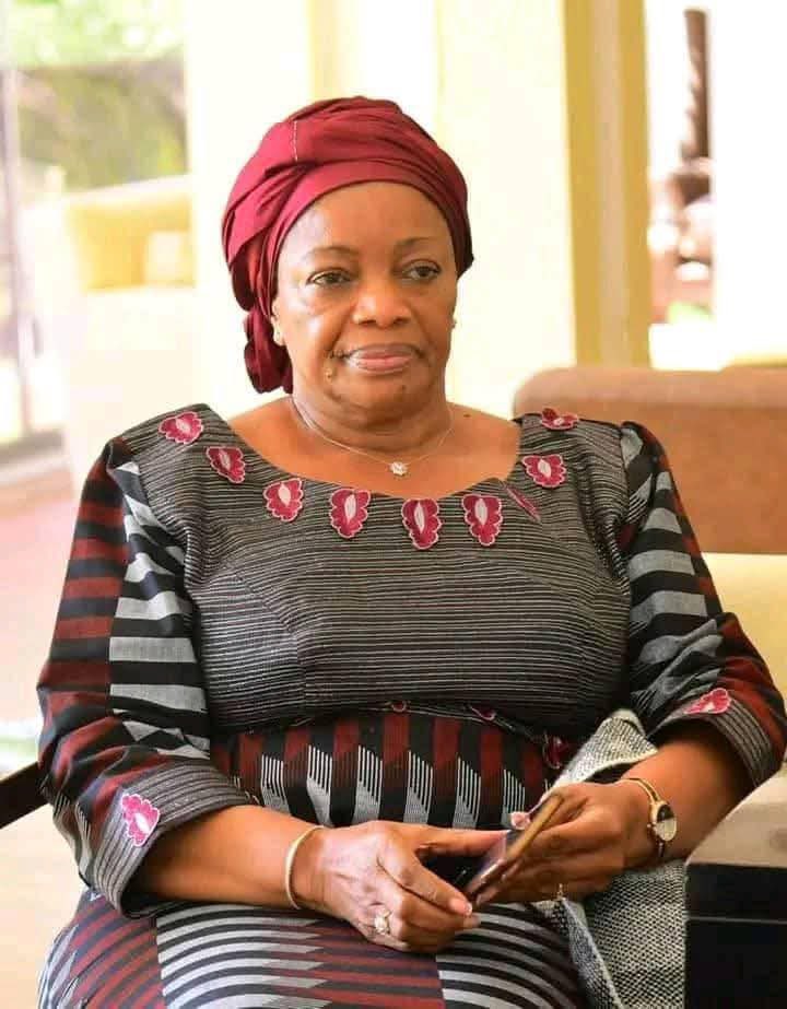 libertenews23's tweet photo. 🟢 #RDC | Le Fonds Forestier National dément formellement les allégations de détournement visant sa gestion et la ministre Eve Bazaiba.
👉 Aucun rapport officiel ne les met en cause.
⚖️ Le FFN se réserve le droit de poursuites contre la désinformation.
#LibertéNews #FFN #Bazaiba https://t.co/CBfW14Bo7r