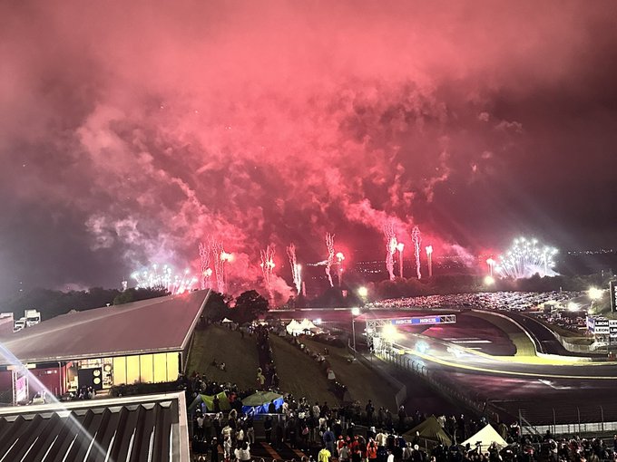 Twitterのコスプレ画像3